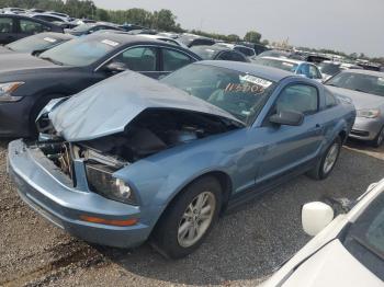  Salvage Ford Mustang