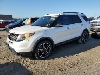  Salvage Ford Explorer