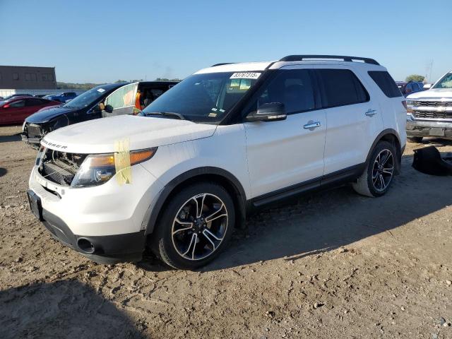  Salvage Ford Explorer