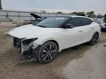  Salvage Nissan Maxima