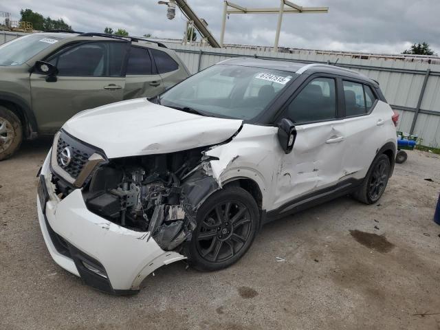  Salvage Nissan Kicks