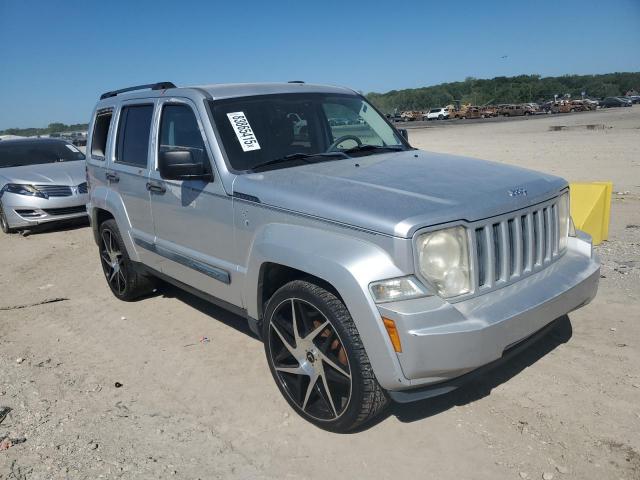Jeep Liberty Sport Image 11