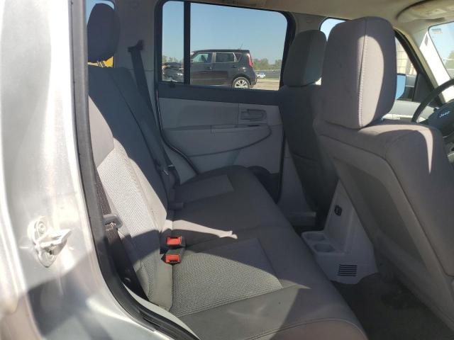 Jeep Liberty Sport Image 6