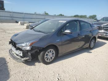  Salvage Toyota Prius