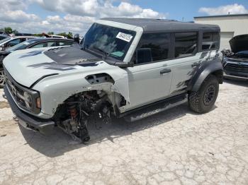  Salvage Ford Bronco