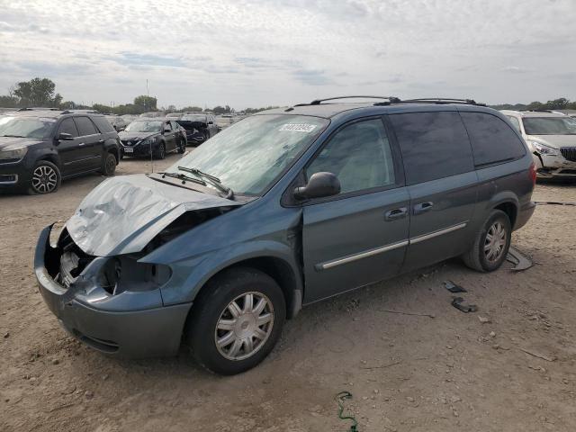  Salvage Chrysler Minivan