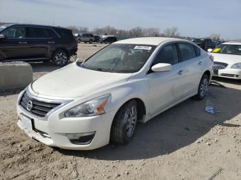  Salvage Nissan Altima