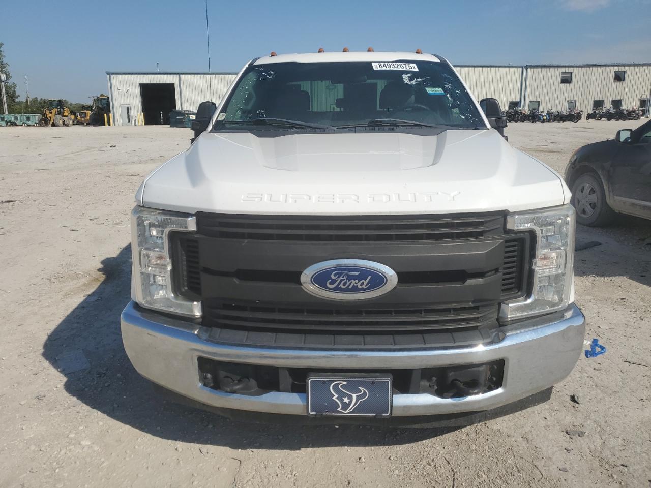 Ford F-350 Super Duty Image 12