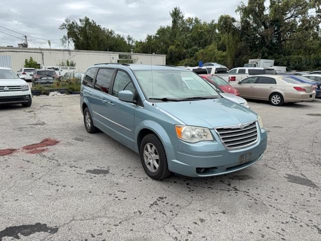  Salvage Chrysler Minivan