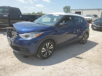  Salvage Nissan Kicks
