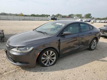 Salvage Chrysler 200