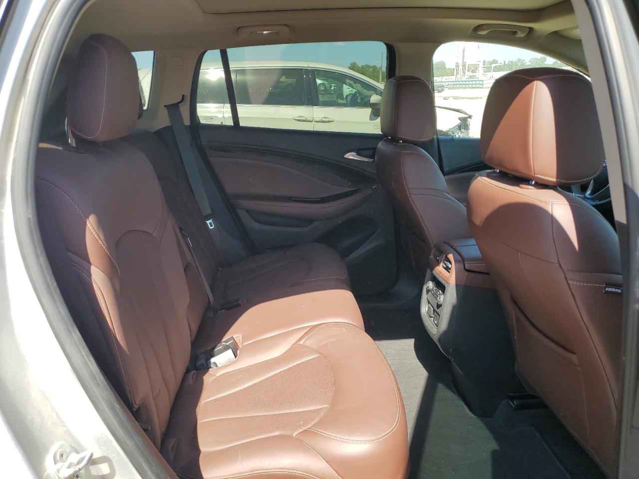 Buick Envision Essence Image 10