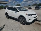 Toyota RAV4 Le Image 7