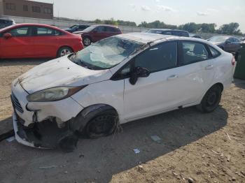  Salvage Ford Fiesta