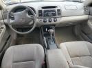 Toyota Camry Le Image 12