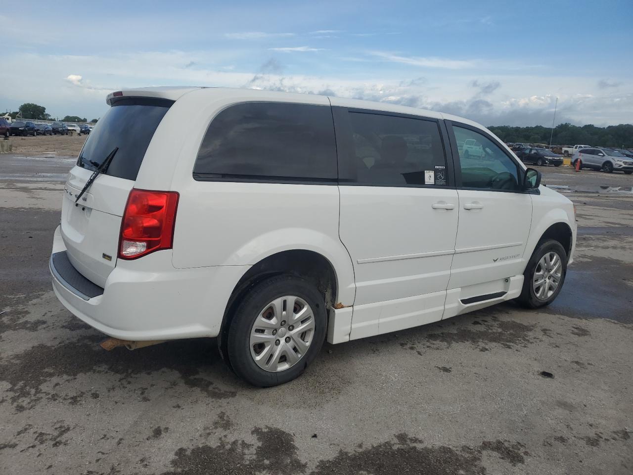 Dodge Caravan Se Image 4