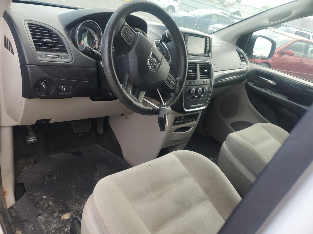 Dodge Caravan Se Image 10