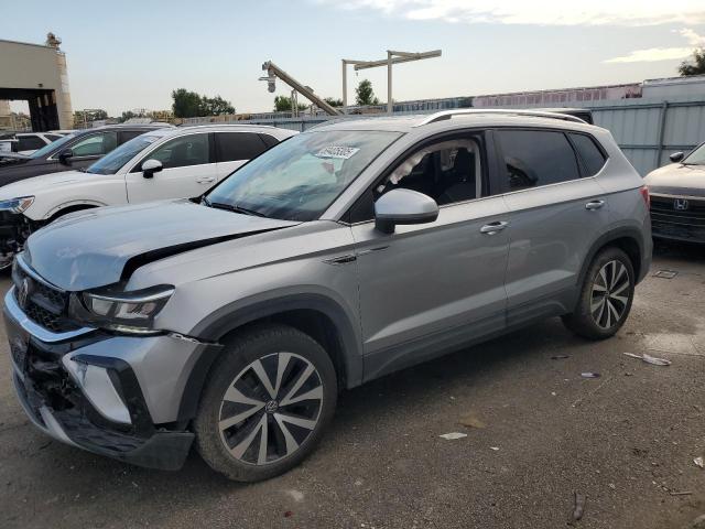  Salvage Volkswagen Taos