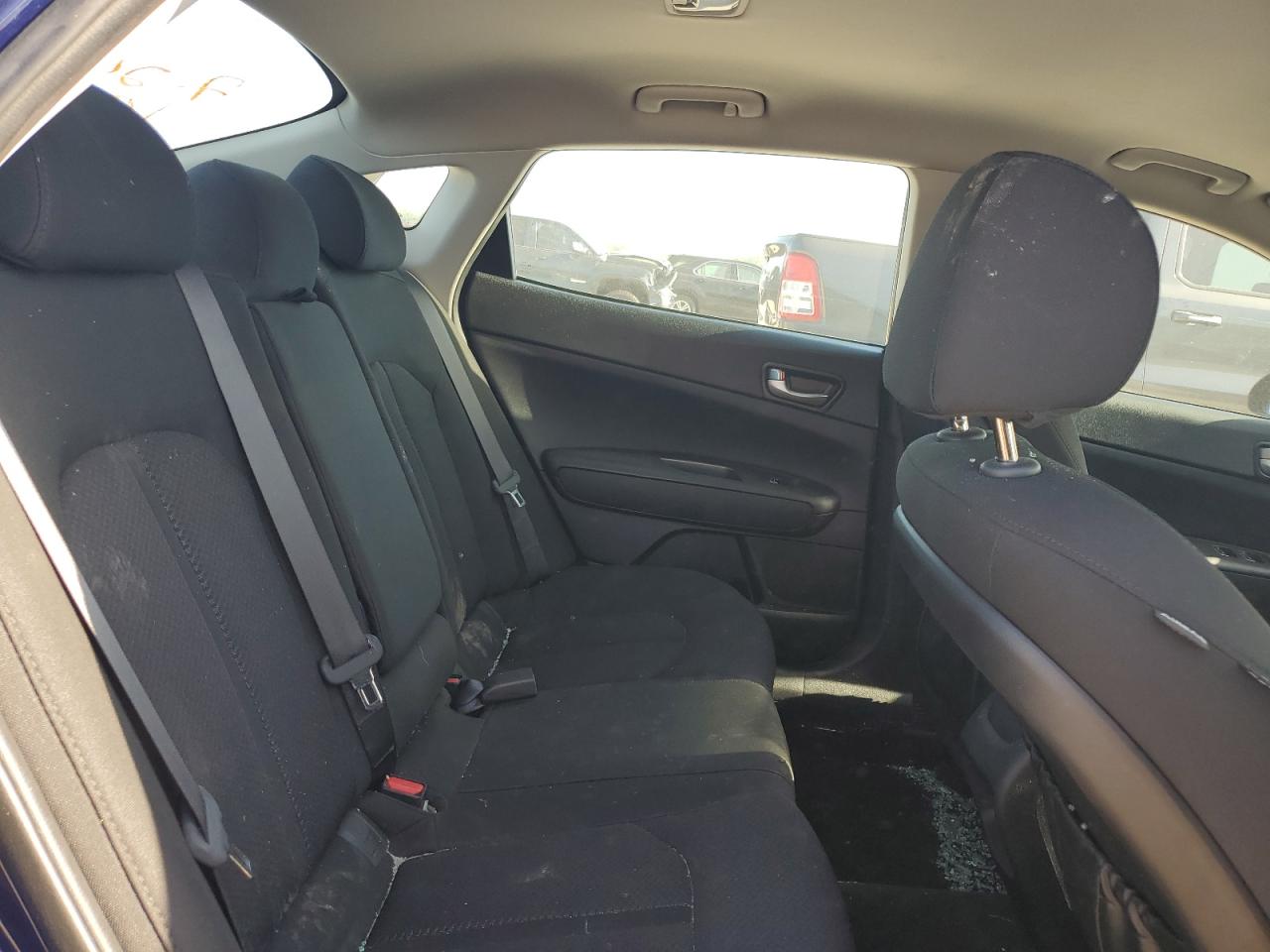 Kia Optima Lx Image 3