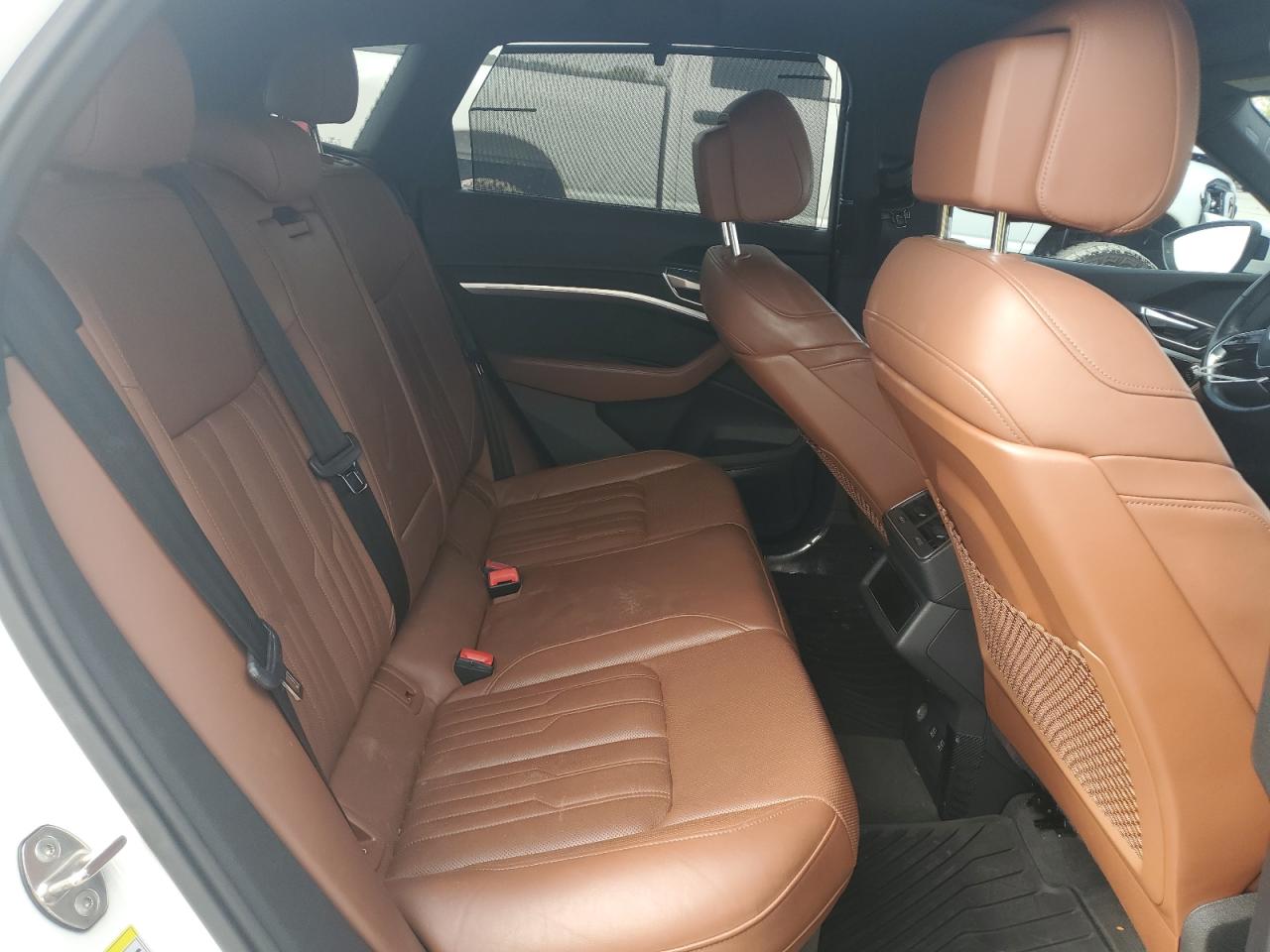 Audi e-tron Prestige Image 7