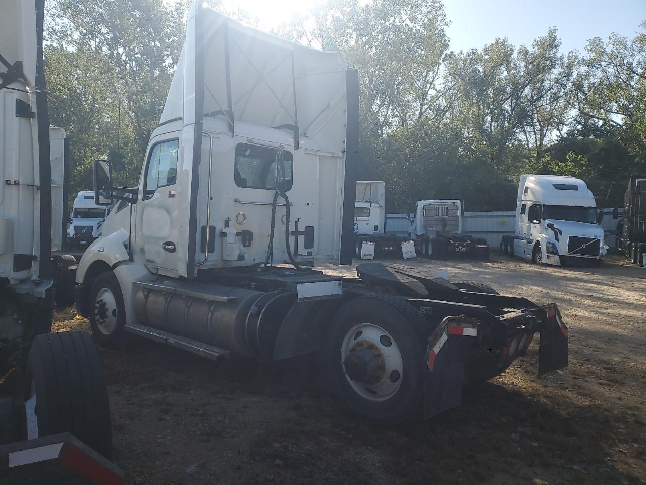 Kenworth T680 T680 Image 8
