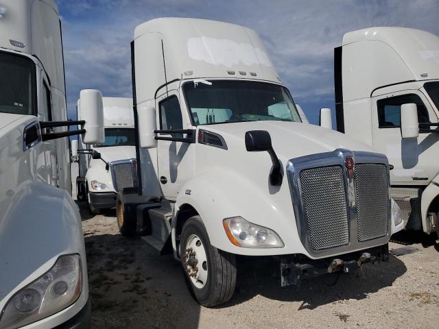  Salvage Kenworth T680