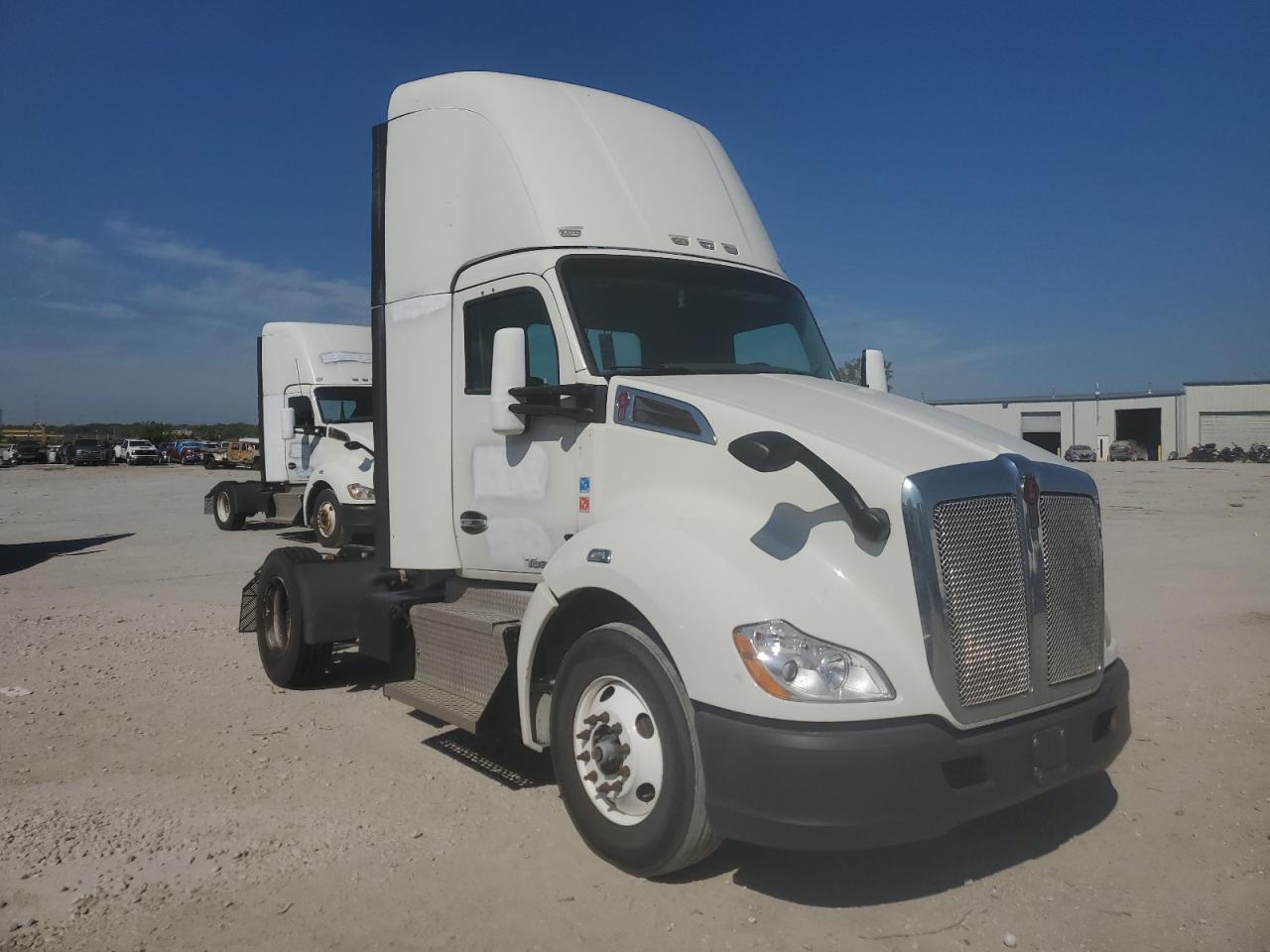 Kenworth T680 T680 Image 1