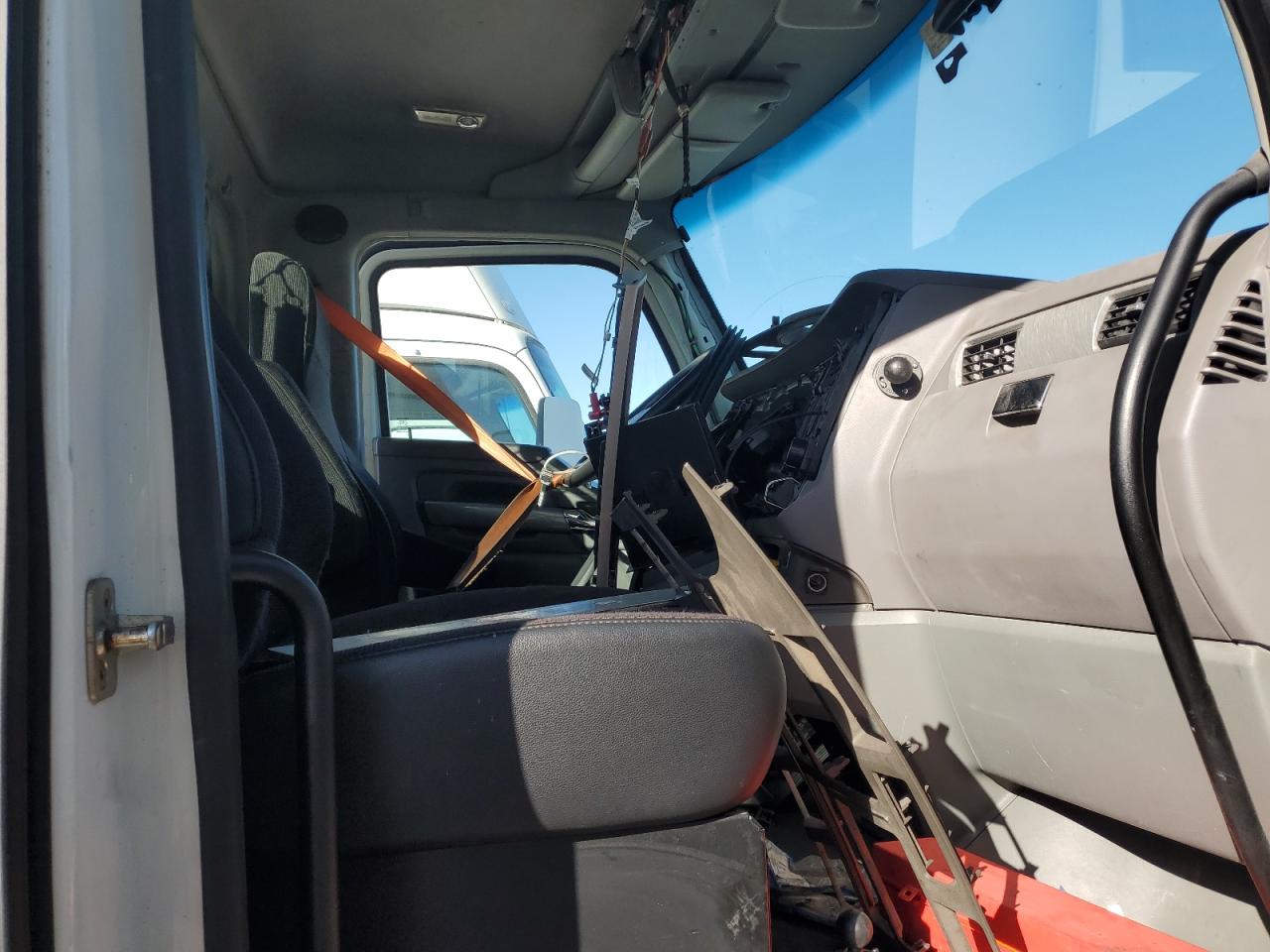 Kenworth T680 T680 Image 9