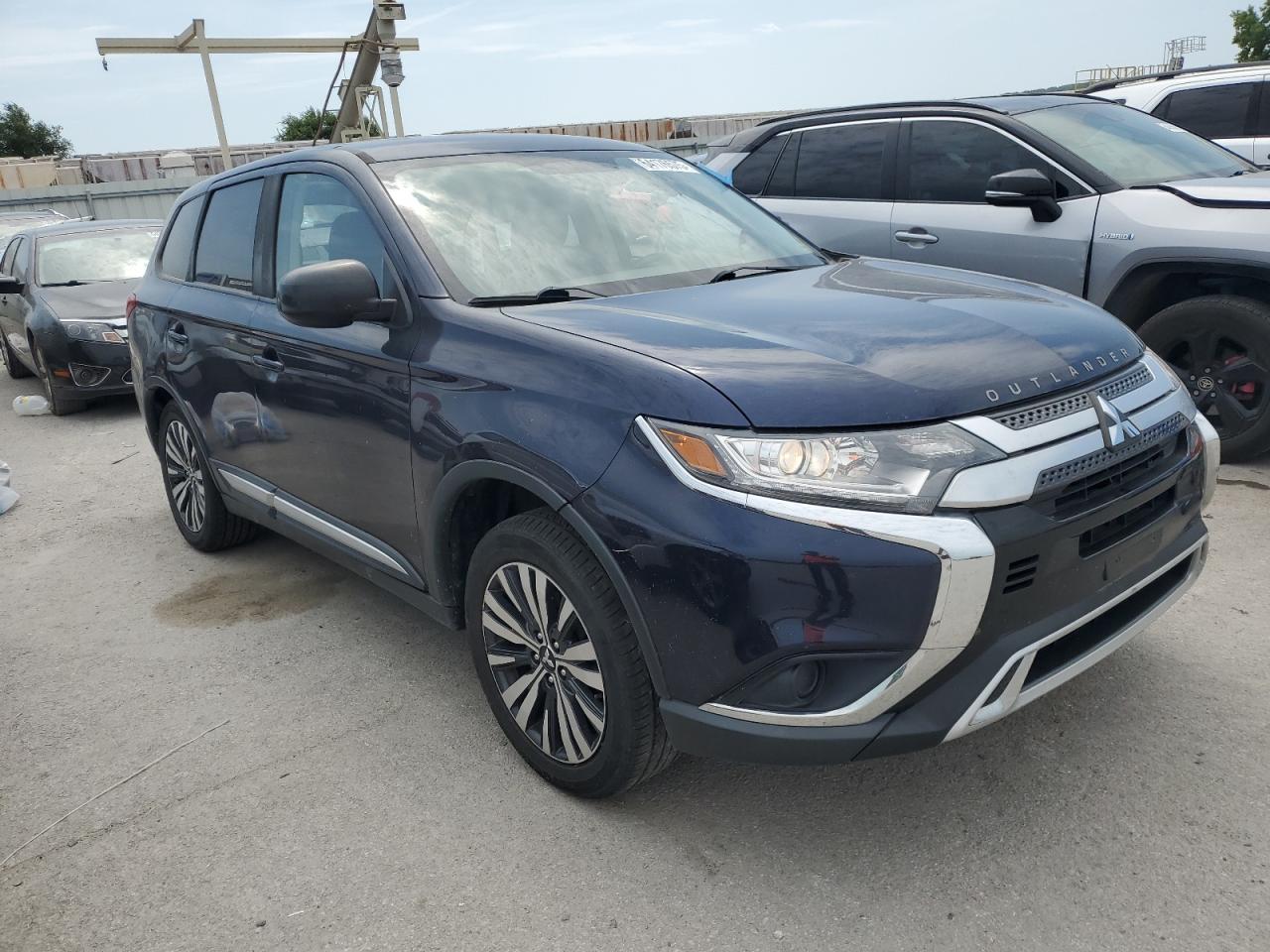 Mitsubishi Outlander Se Image 5