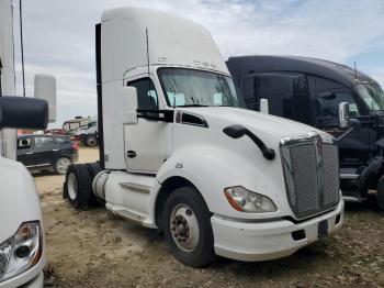  Salvage Kenworth T680