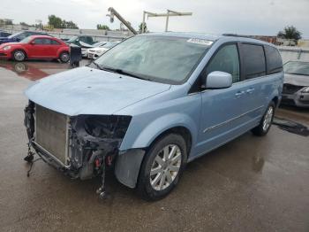  Salvage Chrysler Minivan