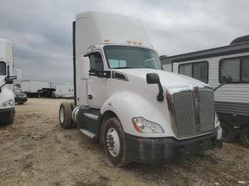  Salvage Kenworth T680