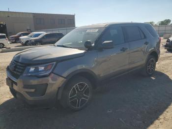  Salvage Ford Explorer