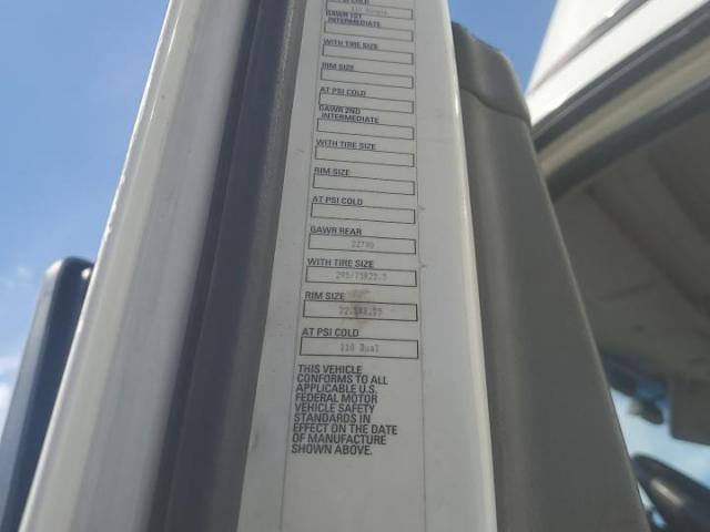 Kenworth T680 T680 Image 10