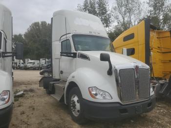  Salvage Kenworth T680