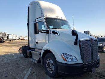  Salvage Kenworth T680