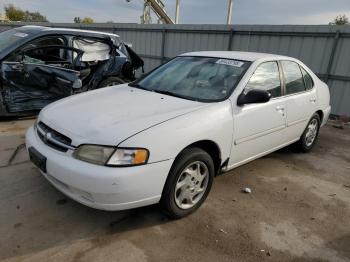  Salvage Nissan Altima