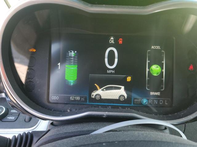 Chevrolet Spark 2lt Image 12