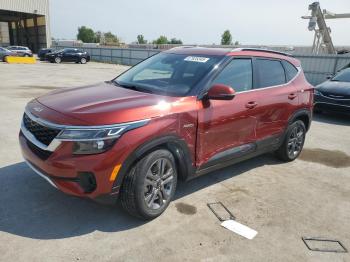  Salvage Kia Seltos
