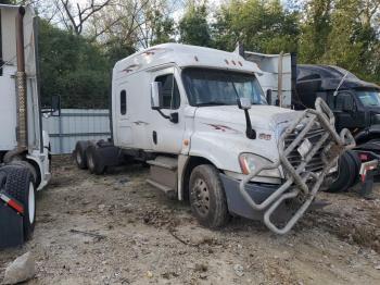 Salvage Freightliner Cascadia