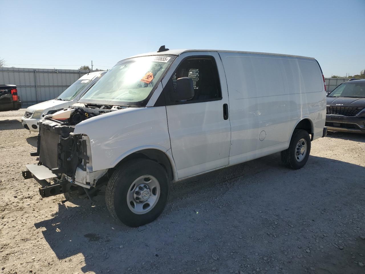Chevrolet Express Image 1