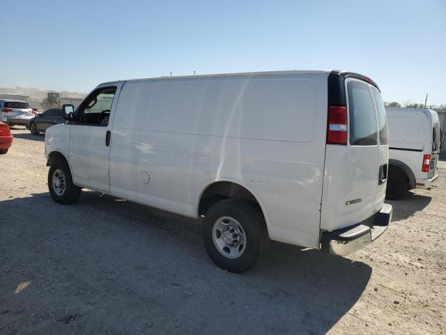 Chevrolet Express Image 12