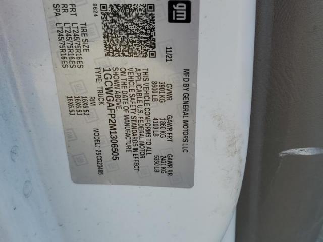 Chevrolet Express Image 11