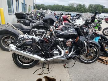  Salvage Harley-Davidson Fl
