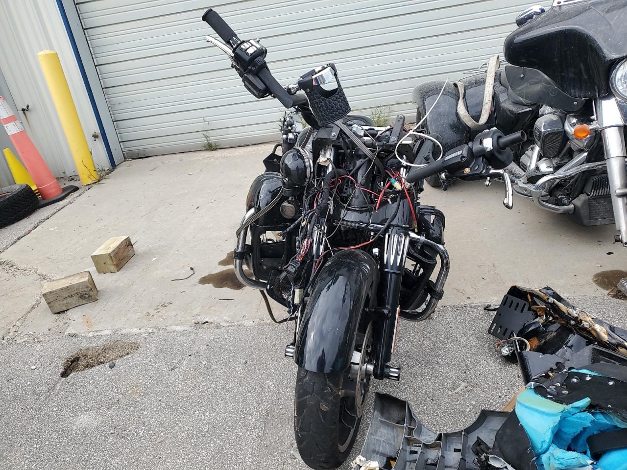 Harley-Davidson Fl Street Glide Image 8