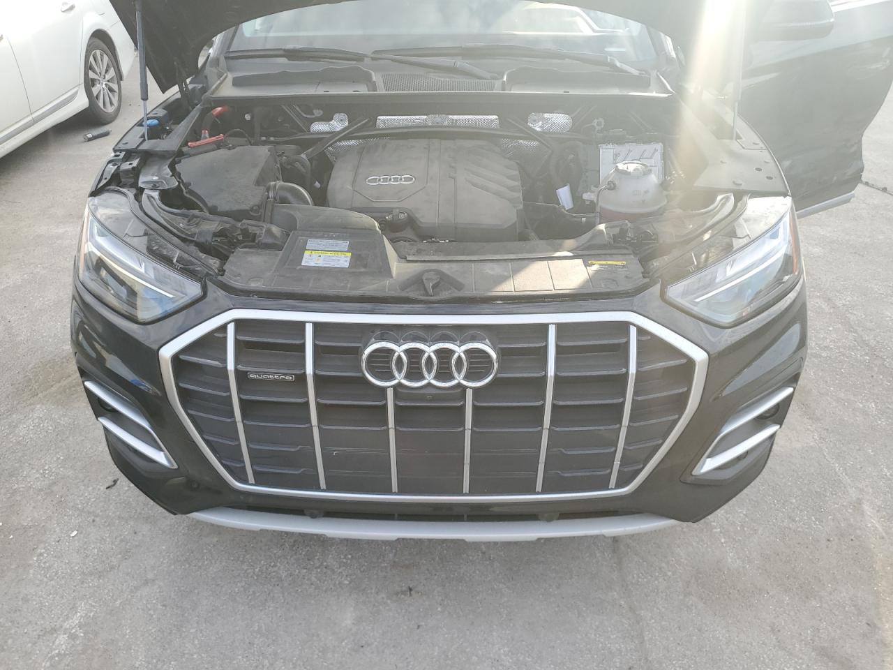 Audi Q5 Premium Plus Image 8