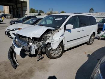  Salvage Chrysler Minivan