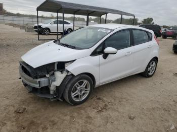  Salvage Ford Fiesta