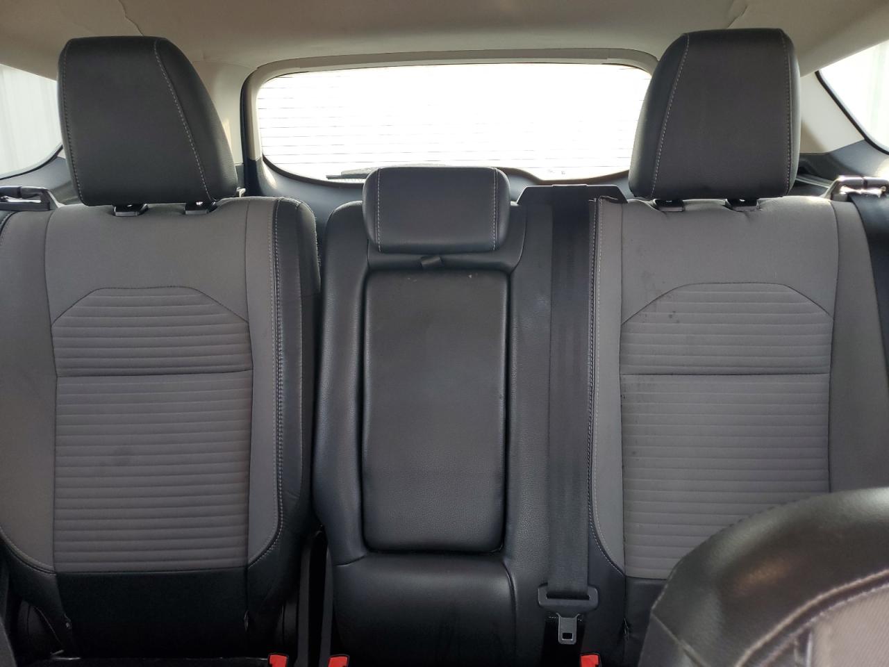 Ford Escape Se Image 6