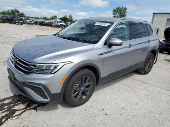  Salvage Volkswagen Tiguan